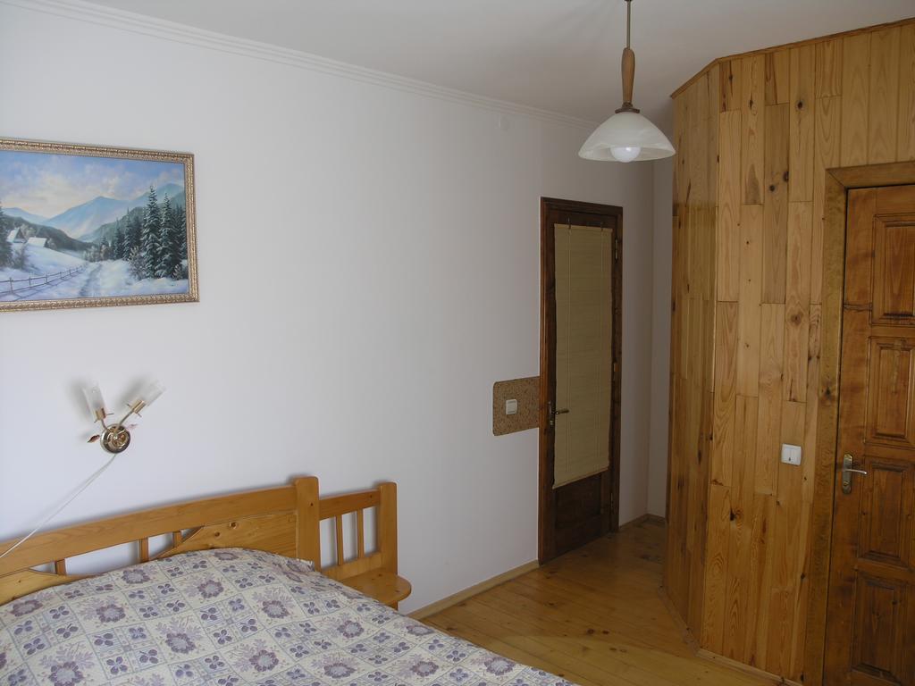 Sadyba Bilya Richky Yaremche Exterior foto